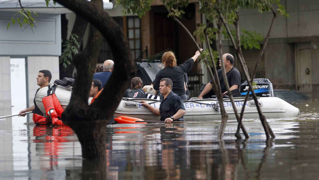 Papa Francesco è vicino alla sua terra colpita dalle alluvioni